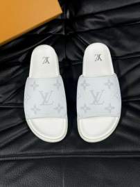 Picture of Louis Vuitton Slippers _SKULVsz38-45jyq0103738